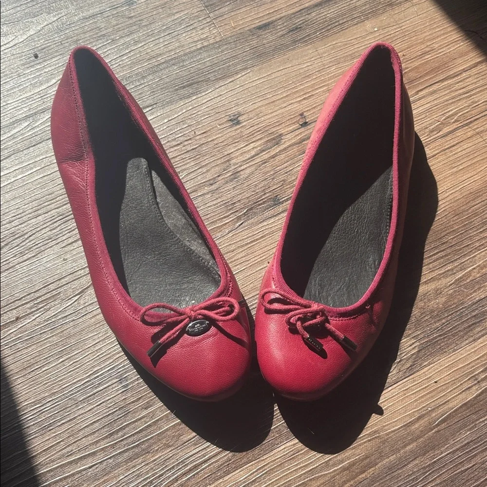 Coach Lara Flats | Red Leather | Size 8 - Picture 2 of 7